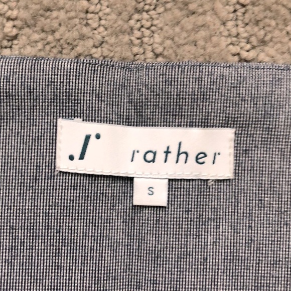 Grey paperbag waist trousers with chic belt - Picture 4 of 5